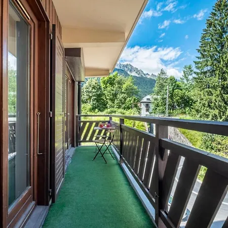 Modern With Balcony In The Center Of